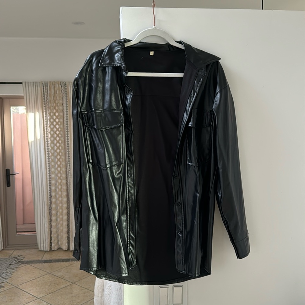 Black fake leather jacket, light size m